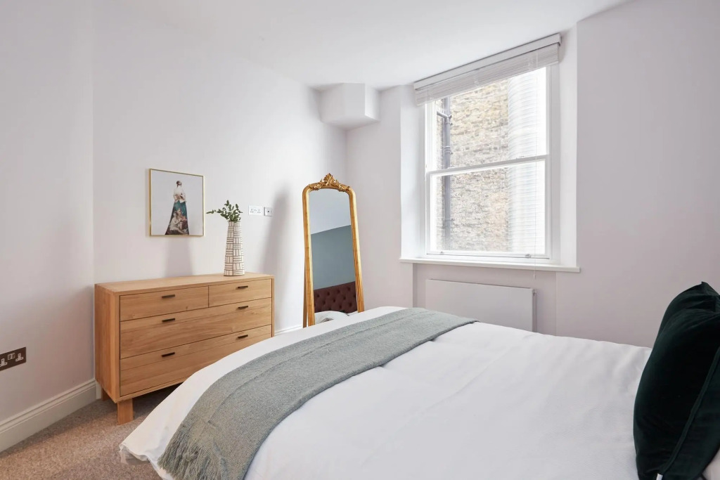 5VH Virginia House, 31 Bloomsbury Way