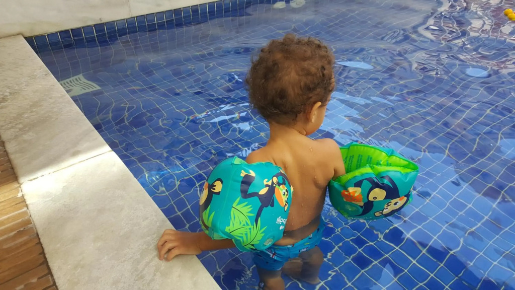 Mediterrâneo 507 - Todo Equipado, Suíte com Ar, Churrasqueira na Varanda, Internet 600MB WiFi, Estacionamento Grátis, a 1 Km das Praias