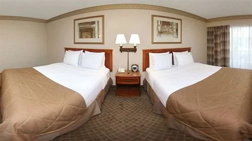 Clarion Mansion Inn
