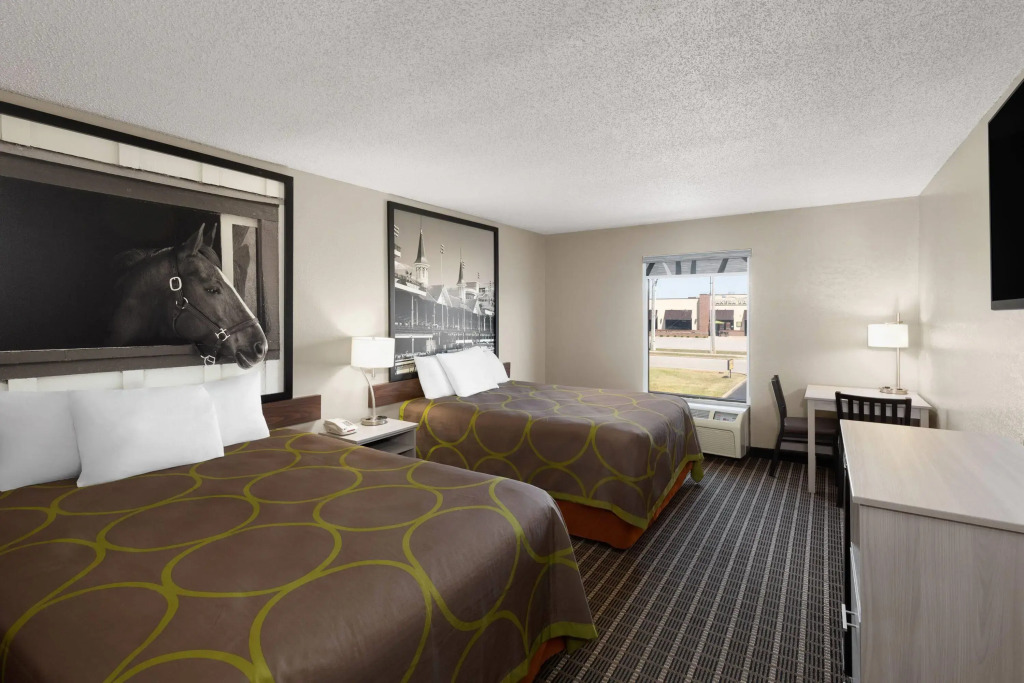 Super 8 by Wyndham Shepherdsville - Louisville South I65
