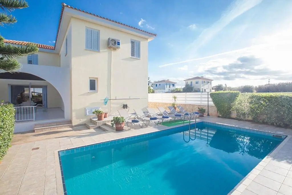 Villa Ayia Triada, Beautiful 5Bdr Villa With Pool, Close To All Beaches
