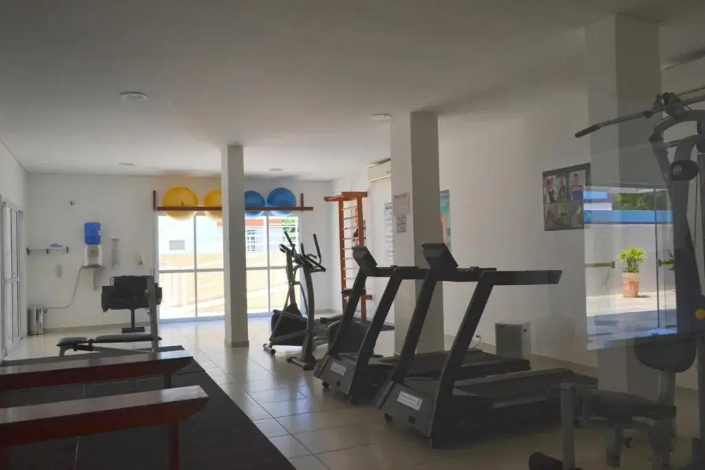 Aluga-se Apto 2 Quartos, sendo 1 suíte, 3 Ar cond. Mobília completa - Praia Grande Ubatuba/SP