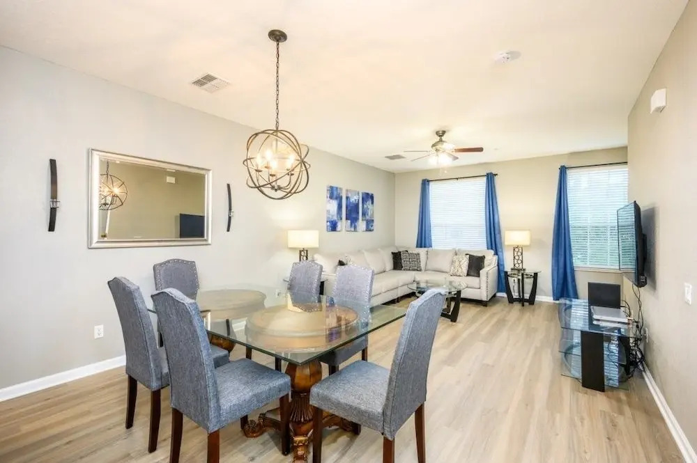 NEW 3 Bedroom Townhome [cdc Compliant] l 4008 Home