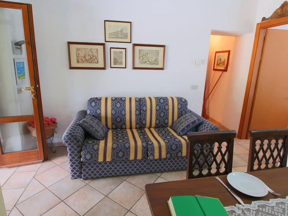 Farmhouse with Spacious Garden in the Maremma Region, Near the Sea