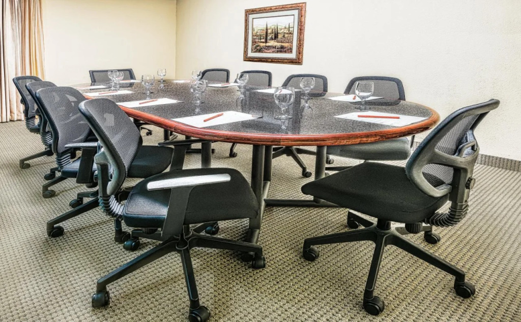 Crowne Plaza Suites Houston Southwest