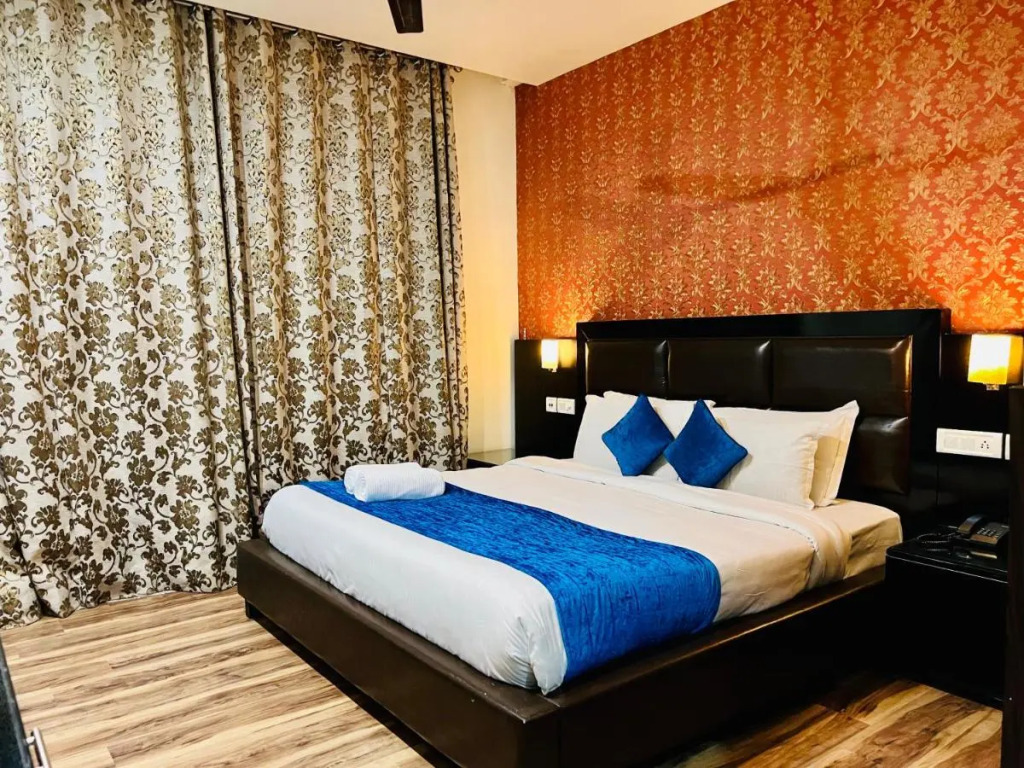 Hotel Vaikunth Mcleodganj Centrally Heated And Air Cooled