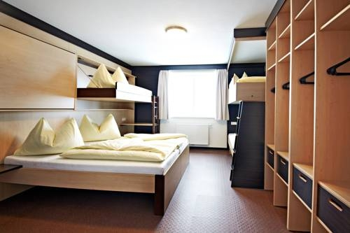 Young Generation Resort Buchegg