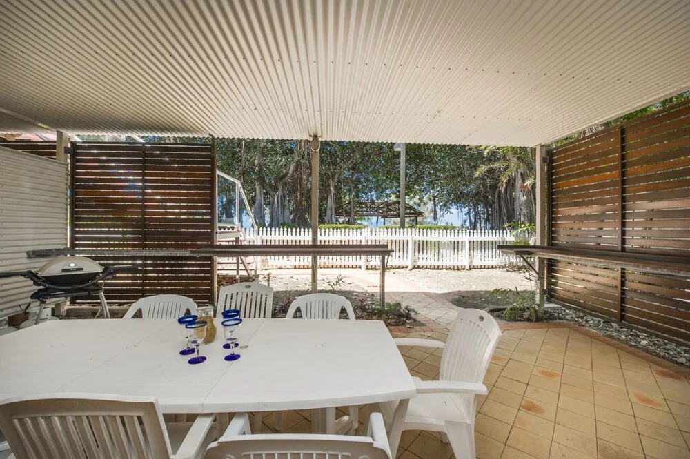 Picnic Bay Apartments Unit 1