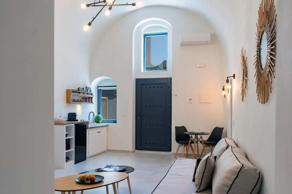 Echo Suites