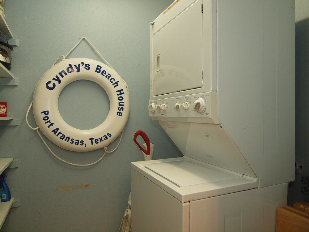 Cyndy s Beach House TS528