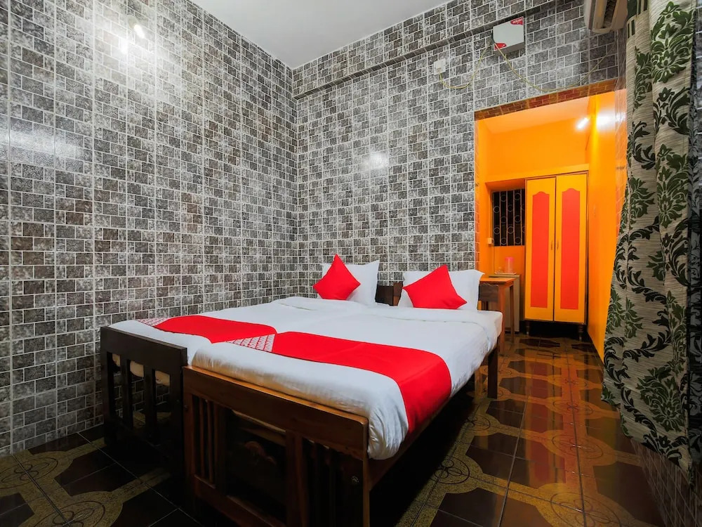 OYO 18796 Selfia Guesthouse
