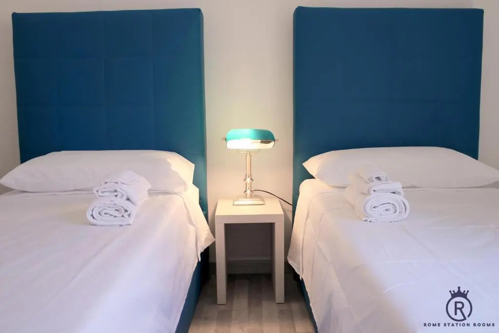 Station To Station Rome Ensuite Rooms