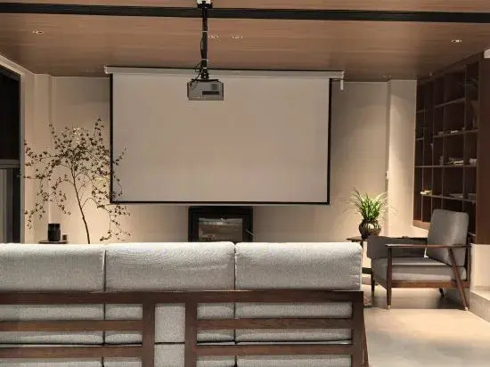 Taining Extraordinary Companion Mountain Residence