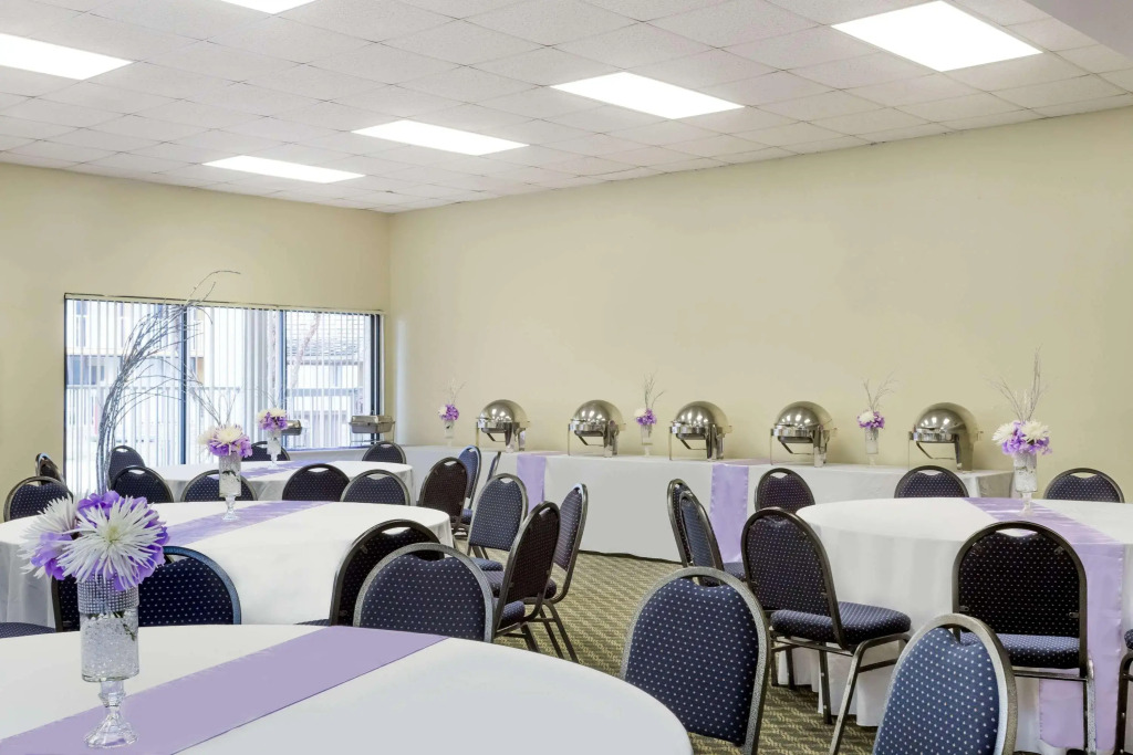 Days Inn & Suites Clermont
