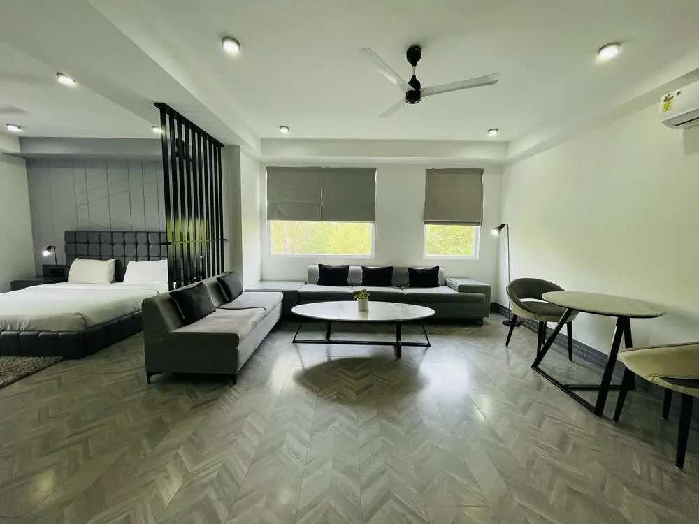BedChambers Aparthotels - DLF Cyber City