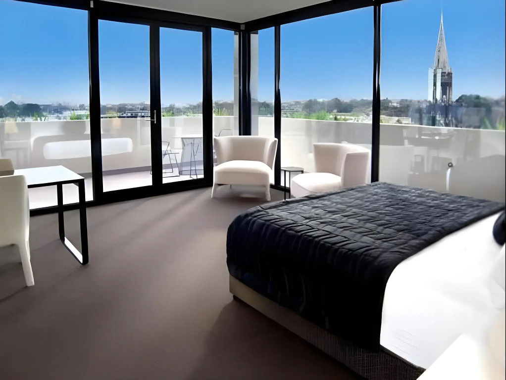 MainStay Suites Hawthorn