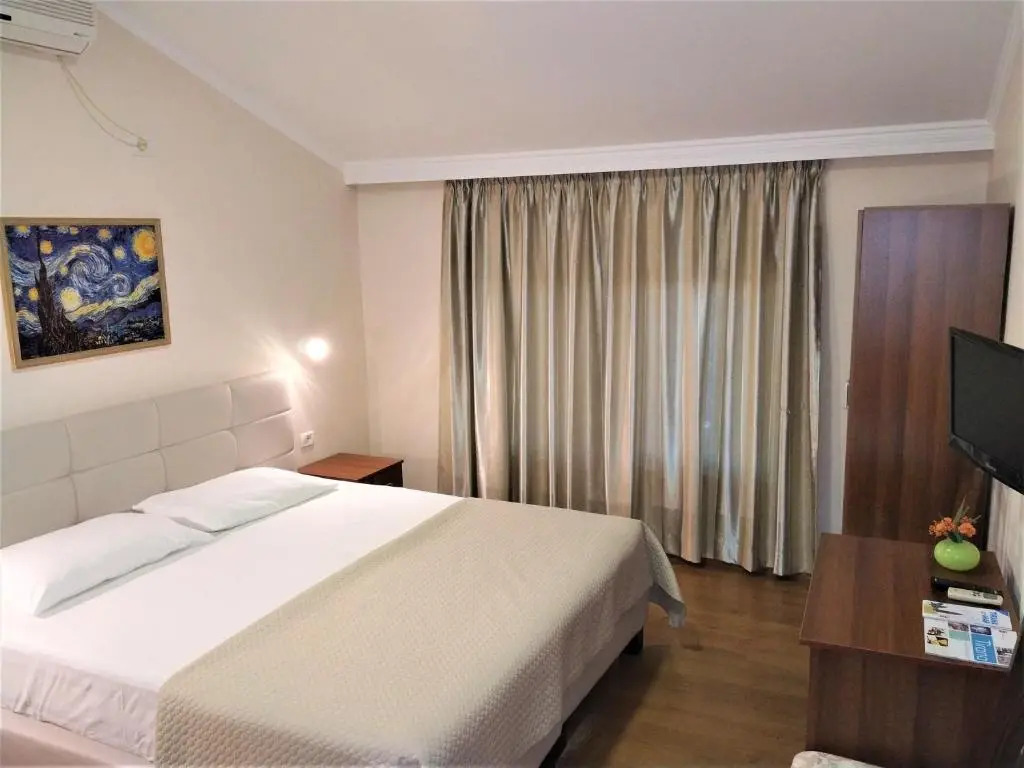 Hotel Viktoria Tirana