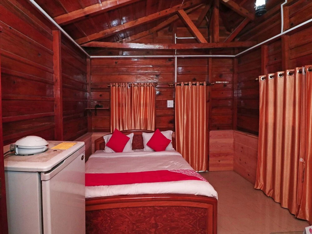 OYO 16873 Leela Palace