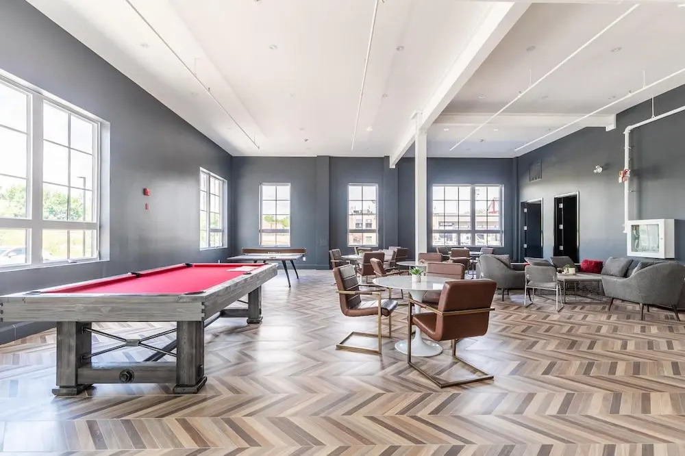2BR 2storey Loft Free Parking Gym