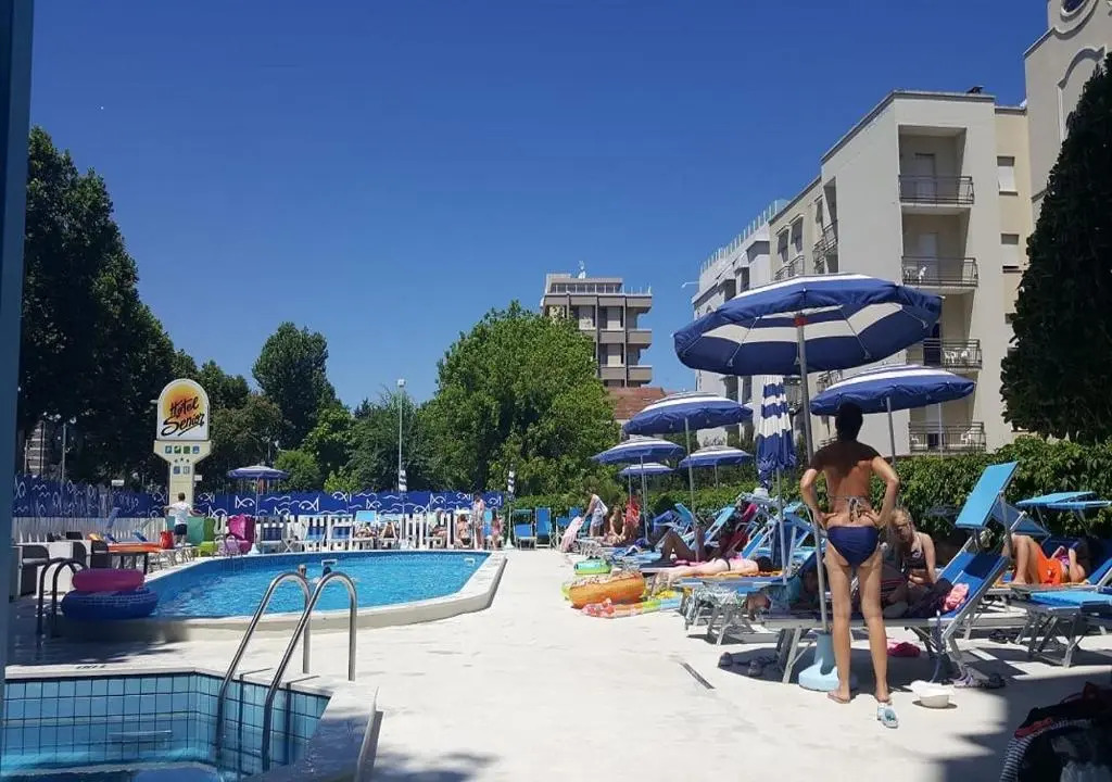 Hotel Senior