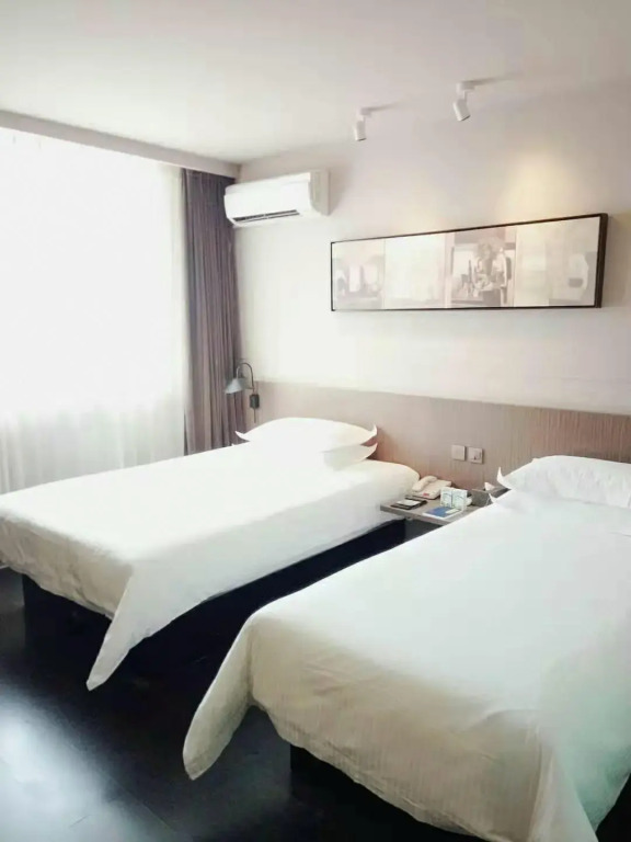 Jinjiang Inn Select Wuhan Chuhehan Street Shuiguo Lake