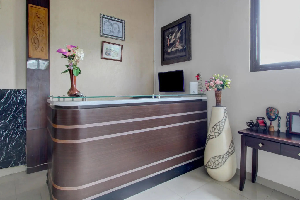 OYO 3935 Artha Ambarukmo Exclusive