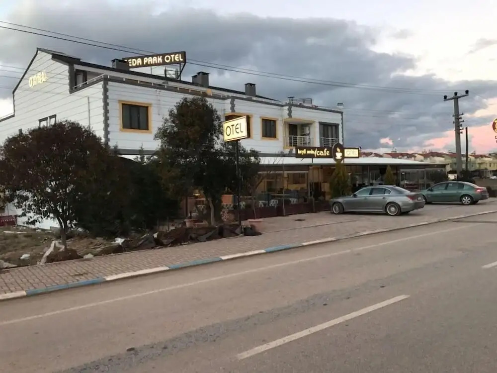 Sedapark Hotel