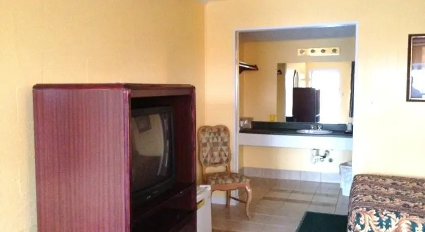 Holiday Motel