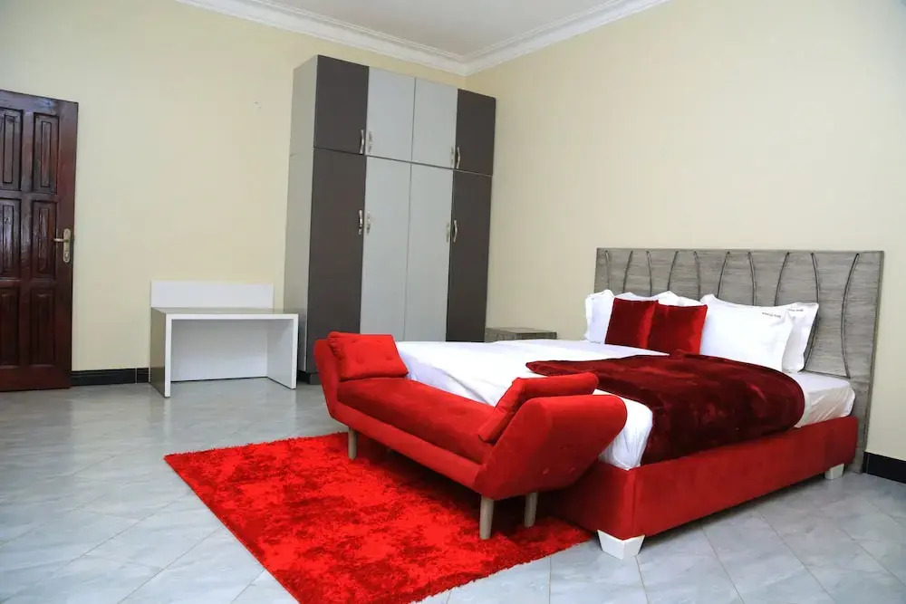Igwe Homes Bukoto