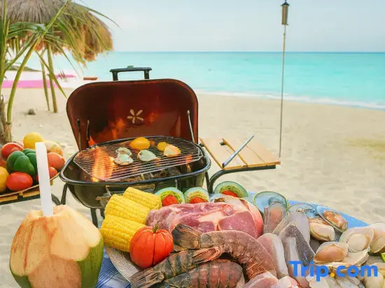 Exclusive On-the-beach Jades Beach Villa