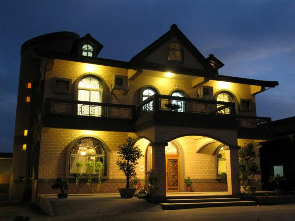 Bajia Knight Manor