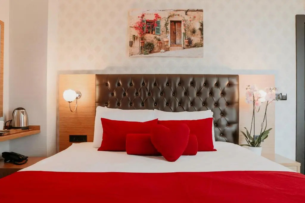Otel Grand Lark İstanbul
