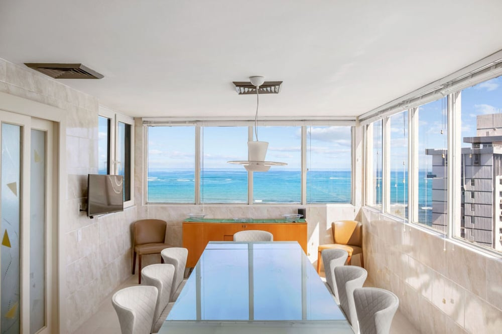 The Penthouse SJU