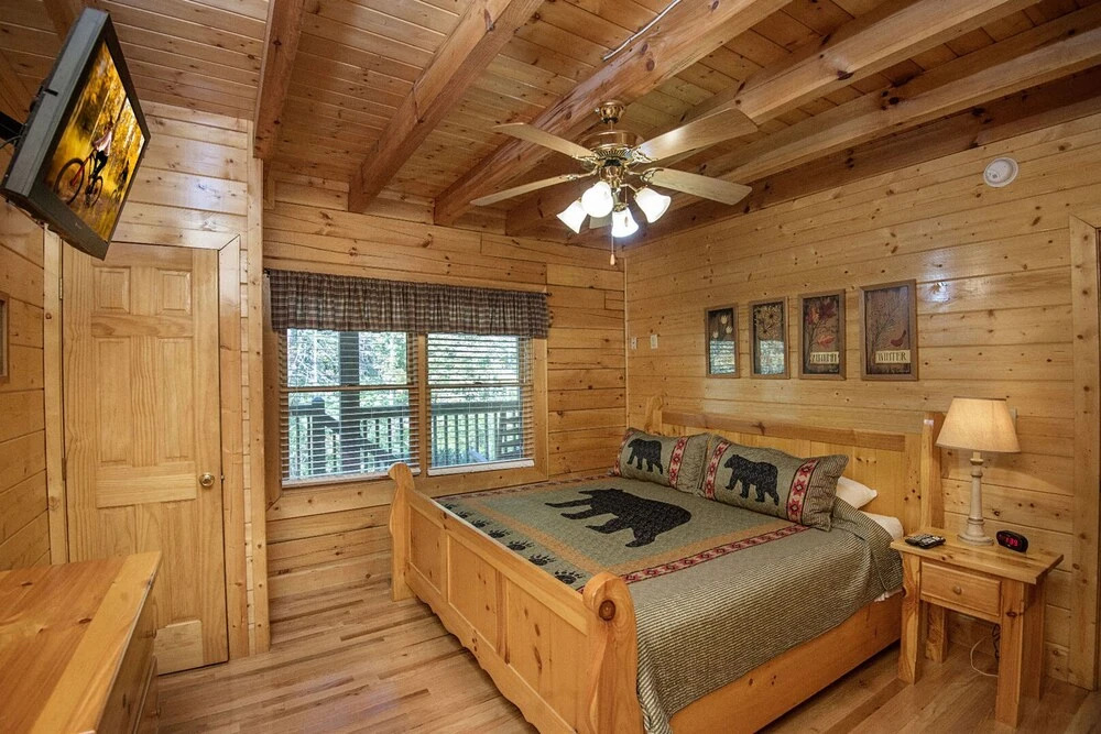 Lockers Lodge by Eagles Ridge Resort