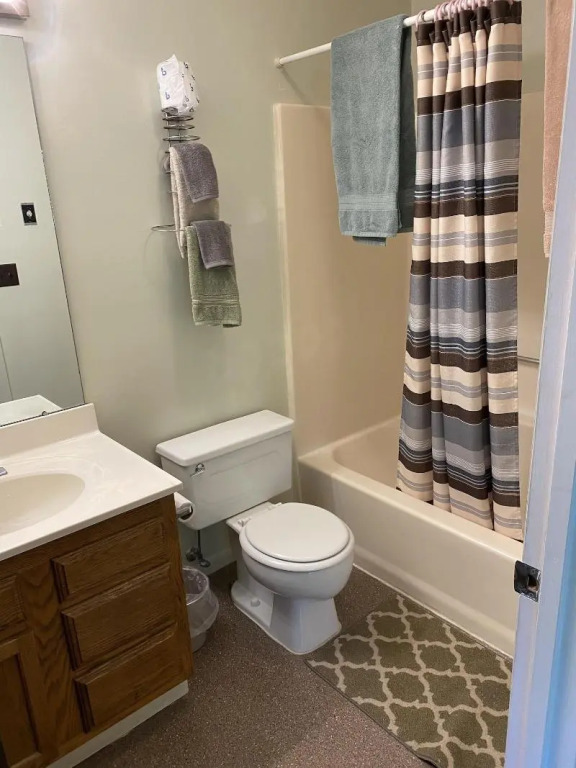 adoba inn Charlevoix