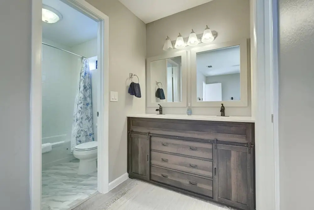 Bay Oaks C Ground Floor