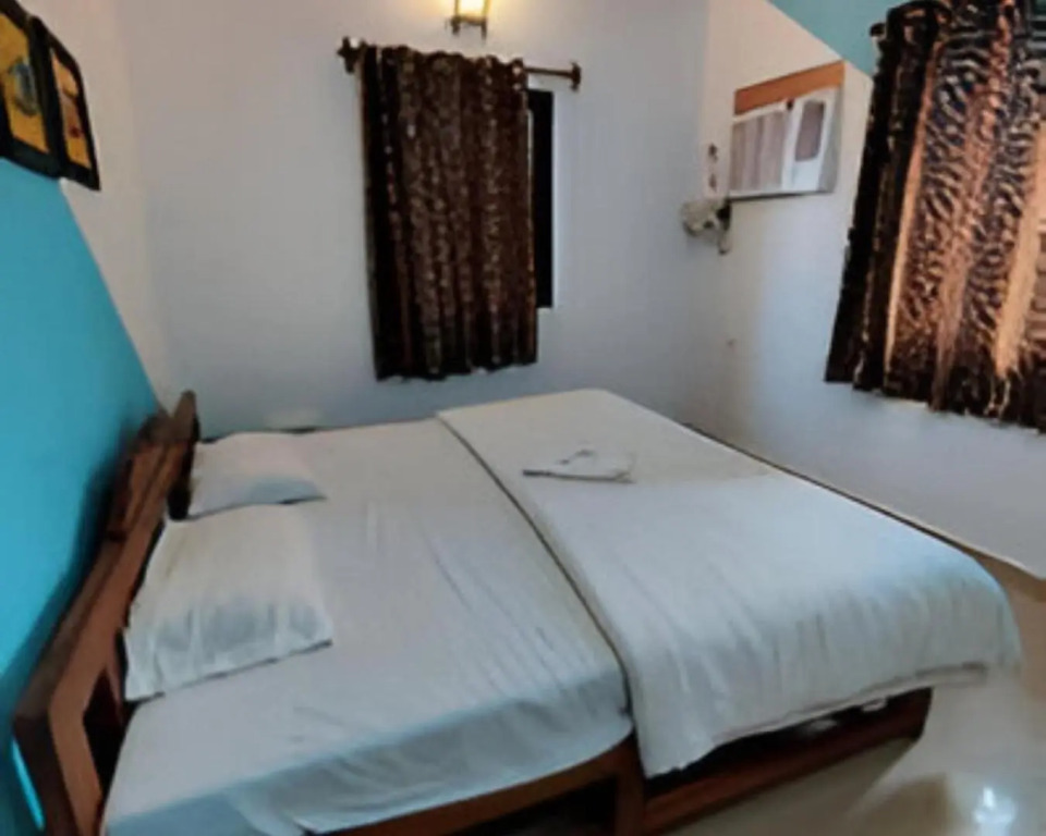 PALM 1BHK APARTMENT BY RONNEs