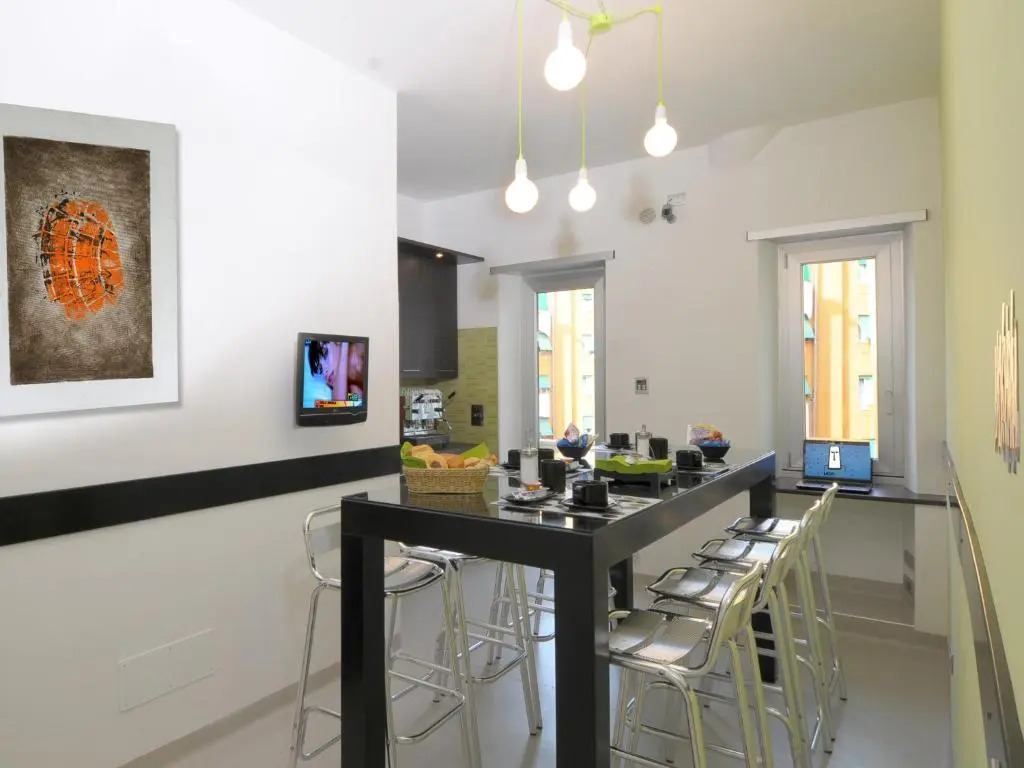 Moai Home