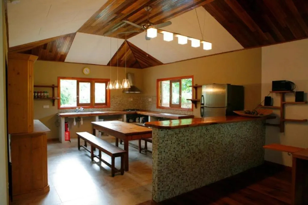 JMS Ventures Guesthouse - Private Pool