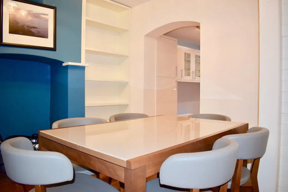 2 Bedroom Apartment Close to Canal Dock Dublin