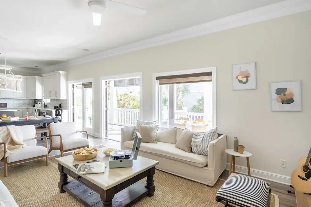 Fin by Avantstay 9 BR Destin Oasis With Pool & Spa Walk to Beach
