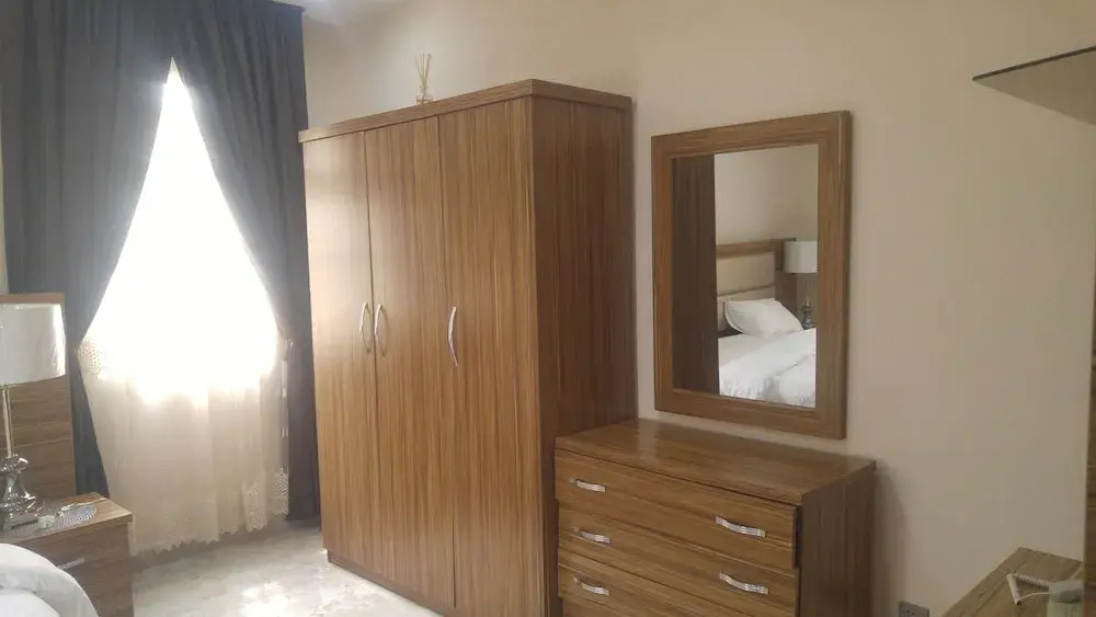 Marshall Hotel Apartments