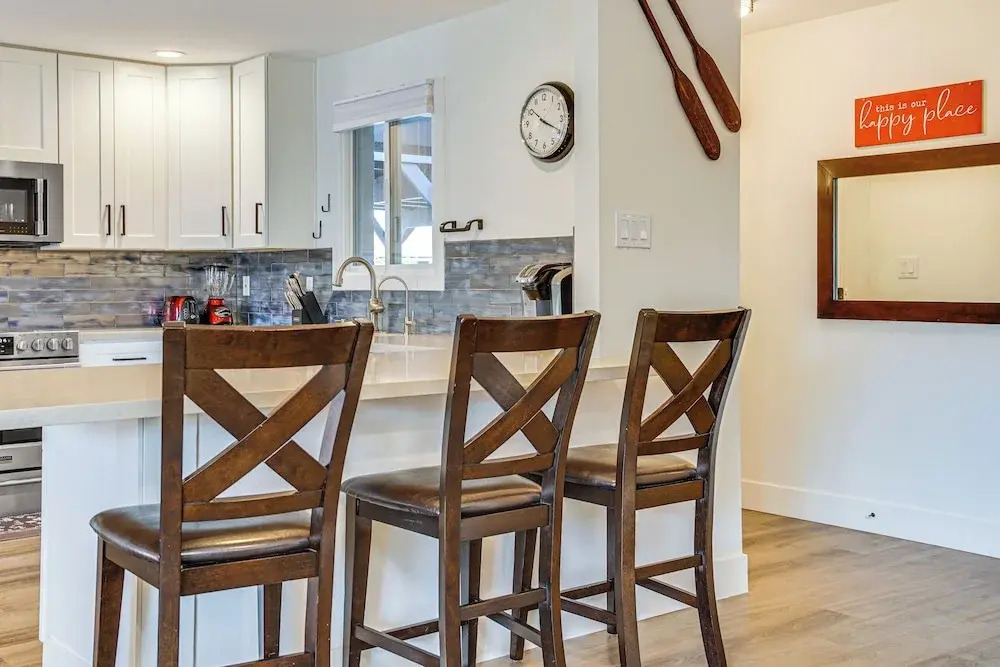 2 Mi to Asu: Spacious Family Home w/ Patio