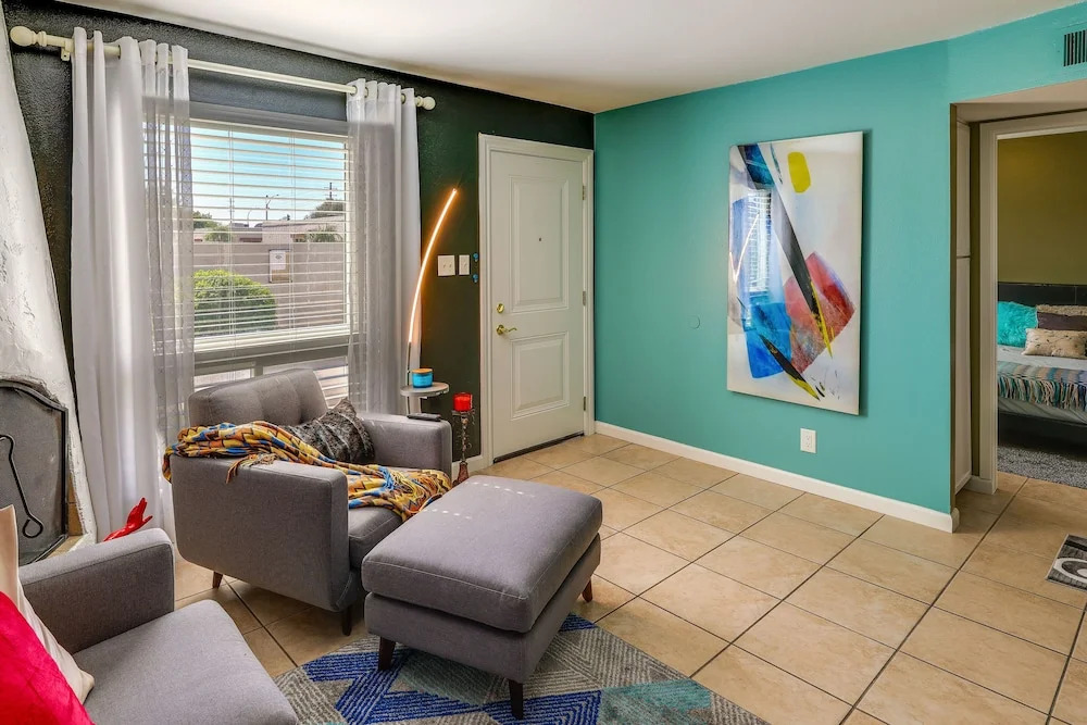 Scottsdale Condo w/ Community Pool Access!