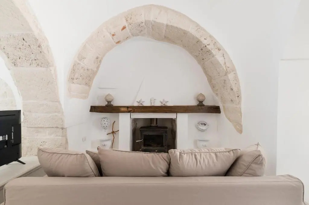 Trulli Julia con piscina by Wonderful Italy