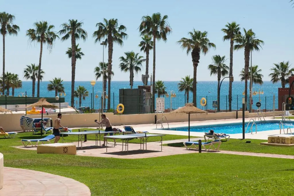 Sea Views Aloha Apartment by GHR Rentals