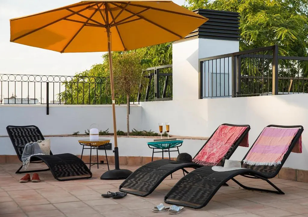 Feria Pool & Luxury