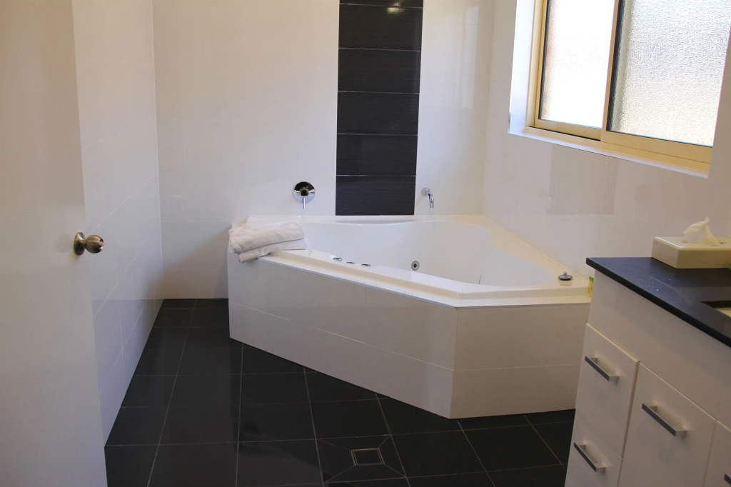 Mercure Goulburn