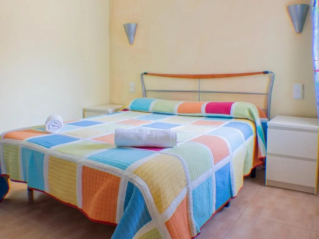 Bungalow acceso directo a piscina.wifi gratis