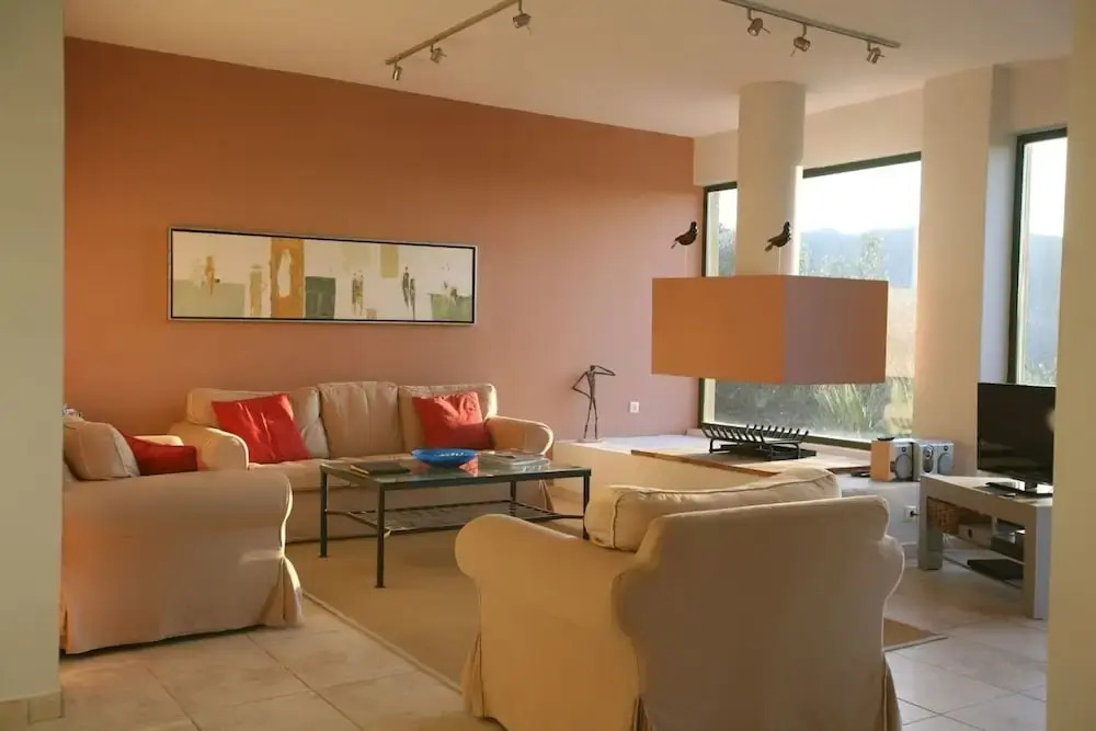 Lovely Open Plan Family Villa in Kato Katelios